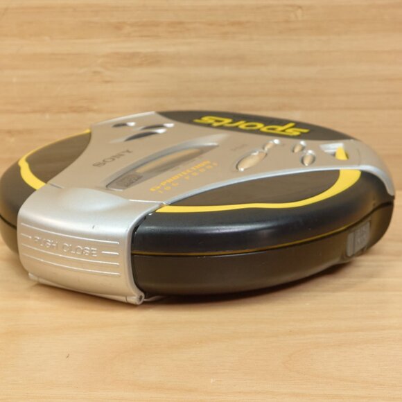 Sony Sports Walkman D‑SJ15 Portable CD Player / G‑Protection / Tested - Picture 4 of 8